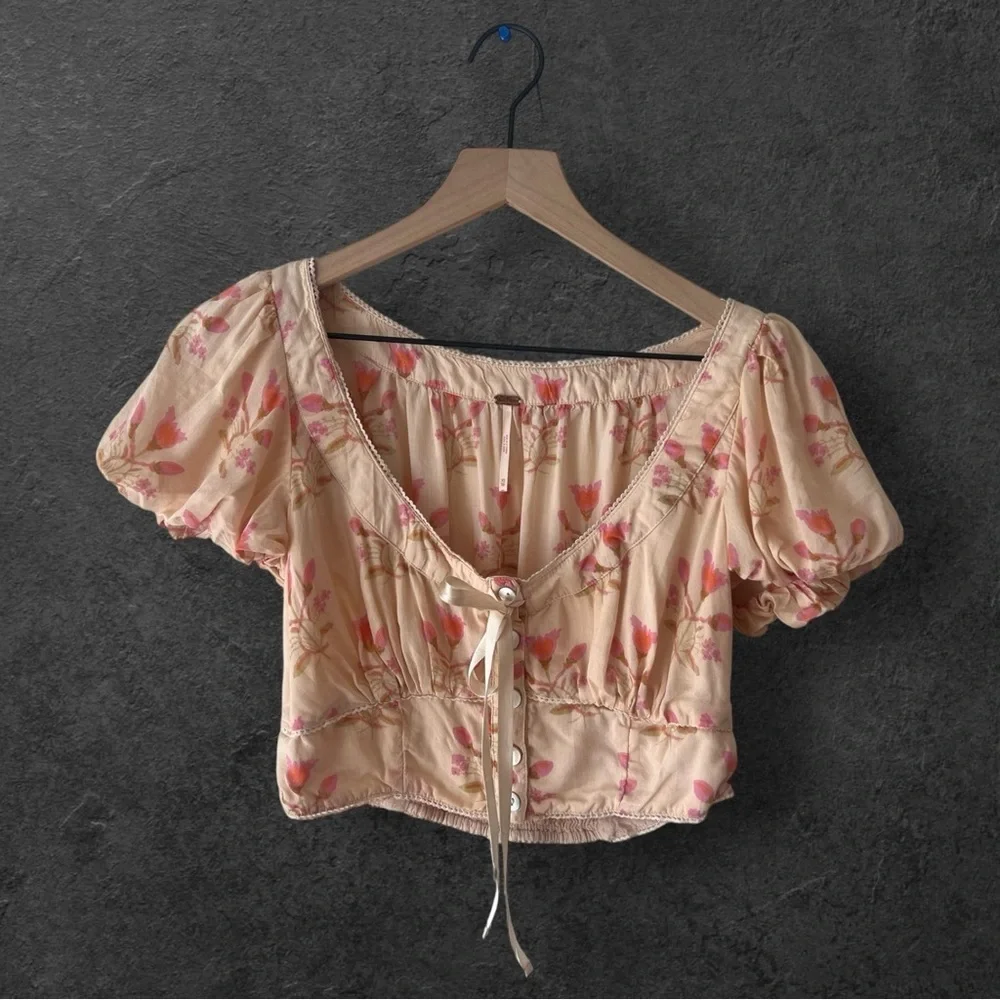 Free People Easy to Love Ivory Puff Sleeve Floral Crop Top Size XS